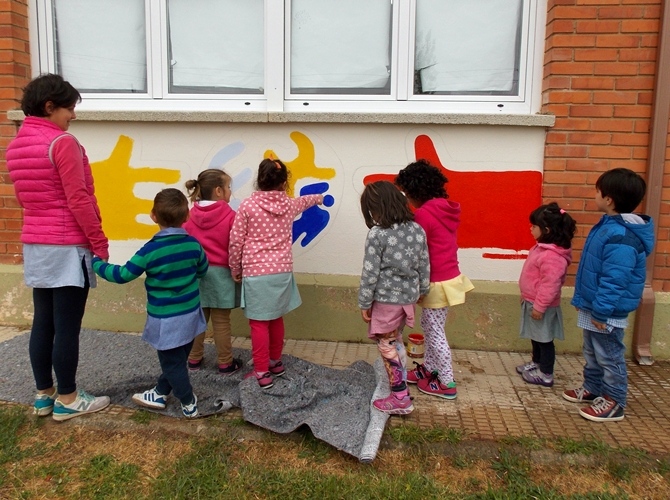 Imagen, de archivo, de un taller creativo en el CRA de El Burgo Ranero