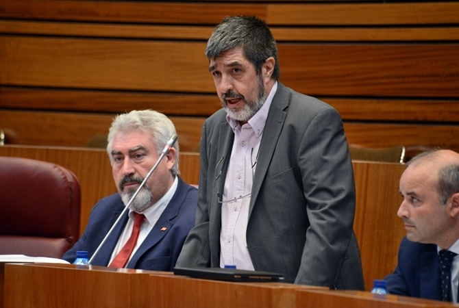 El procurador leon&eacute;s del grupo de Ciudadanos en las Cortes, Manuel Mitadiel