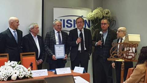 Momento de la entrega del reconocimiento a los promotores de la ruta