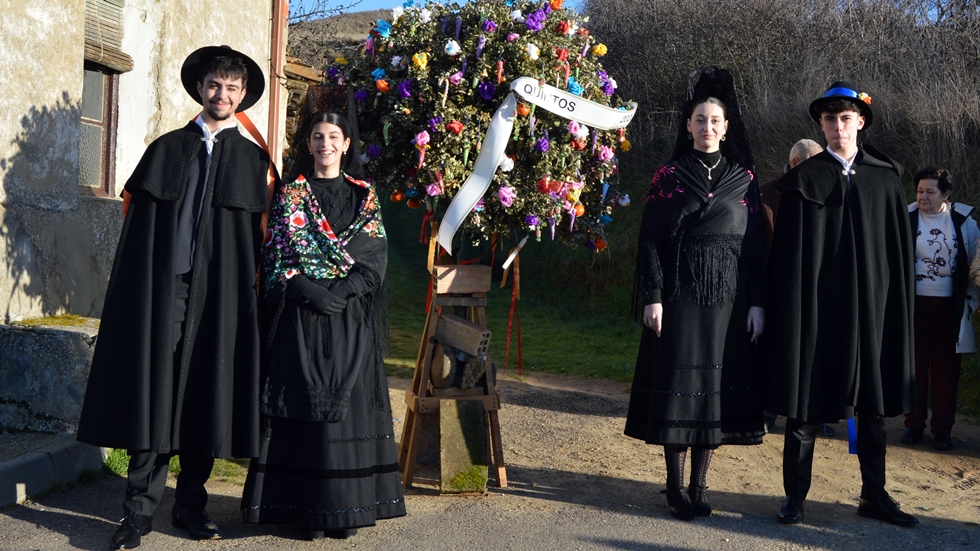 El sol se al&iacute;a con los quintos de Cea, rutilantes por Las Candelas