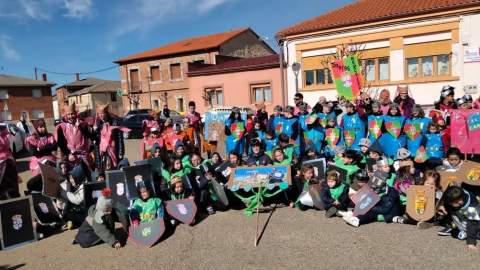 El CRA de El Burgo dedica su Convivencia de Carnaval al mundo marino
