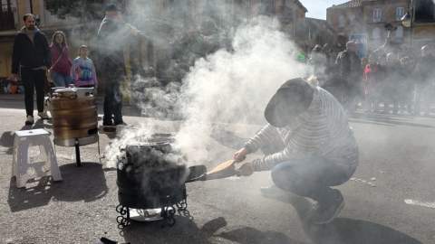 Sahagún se rinde al aroma de las ollas ferroviarias en una jornada de sol, sabor y récord de participación