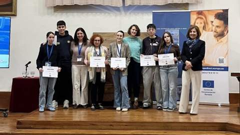 Los alumnos del IES Fernando de Castro defienden su vocación europeísta en la Universidad de Salamanca