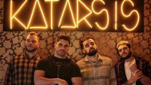 Historia clásica y vivencias cotidianas en el último disco de la banda Katarsis