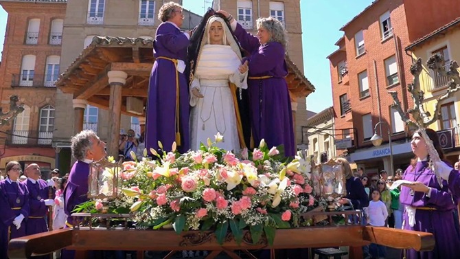 Sahag&uacute;n culmina su Semana Santa m&aacute;s brillante