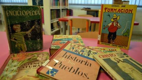 La Biblioteca Municipal de Sahagún celebra el Día Internacional del Libro con talleres y juegos