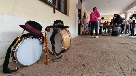 Pastorbono desafía a la meteorología para cumplir con su cita anual