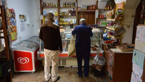 La Junta contratará 10 técnicos para prestar apoyo al comercio de proximidad en el ámbito rural