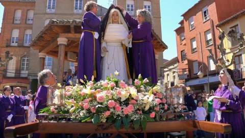 Sahagún culmina su Semana Santa más brillante