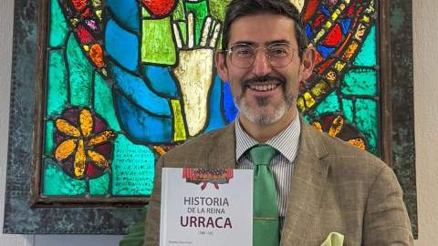 Chao sitúa a Sahagún como el epicentro documental y político de su nueva 'Historia de la reina Urraca'