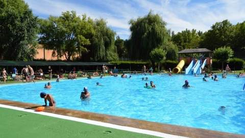 El Ayuntamiento de Sahagún lanza 14 ofertas de empleo temporal para cubrir los servicios estivales y las fiestas patronales