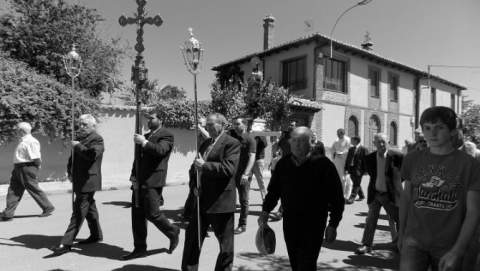 Villamoratiel de las Matas enciende la hoguera del verano con sus fiestas de San Juan
