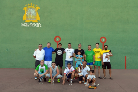 Foto de familia con los finalistas