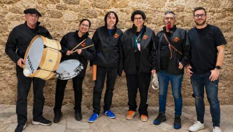 Sahagún reinventa la espicha asturiana con sones de dulzaina y tambor