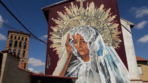 Anna Repullo firma este mural XXL dedicado a la Semana Santa Anna Repullo firma este mural XXL dedicado a la Semana Santa