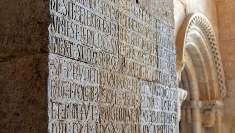 La huella de Cluny vuelve a recorrer las antiguas sedes del poder medieval