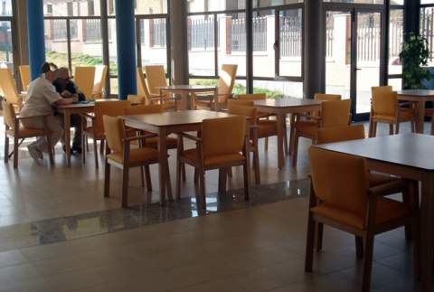 Imagen, de archivo, de la zona de cafetería de la residencia municipal