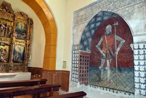 Además del retablo, la iglesia de Gordaliza esconde otros secretos