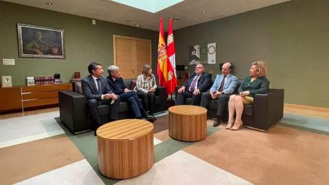 Momento de la reunión celebrada hoy en Valladolid Momento de la reunión celebrada hoy en Valladolid