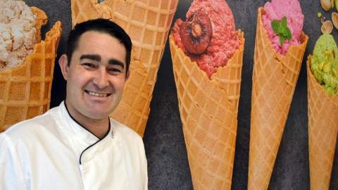 El maestros heladero, César Lazo