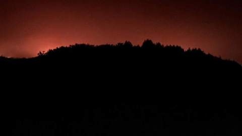 La estabilidad atmosférica y el bloqueo anticiclónico obligan a prorrogar el operativo de incendios en la comunidad