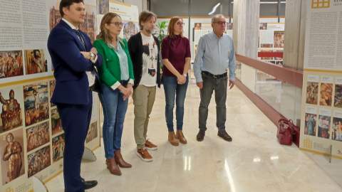 Los Retablos Renacentistas del este de León desembarcan en la Biblioteca Pública de Palencia