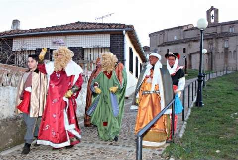 La cabalgata de Reyes cambia de escenario y regresa a la estación