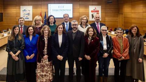 La ministra de Sanidad, Mónica García, preside la reunión del consejo