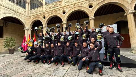 Los 25 nuevos bomberos del Servicio de Prevenci&oacute;n, Extinci&oacute;n de Incendios y Salvamento